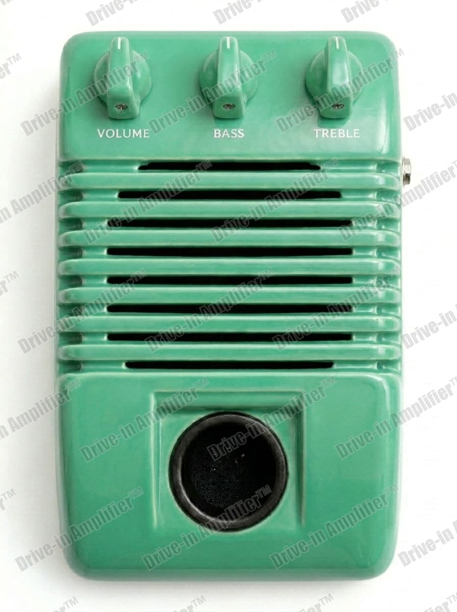 Moby Dick amplifier with green knobs